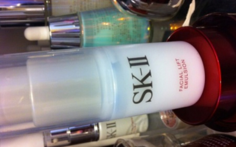 SK-II | 骨膠原修護乳液Facial Lift Emulsion | she critiques